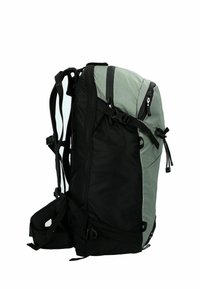 Mochila de senderismo negra y gris con correas de hombro acolchadas, múltiples compartimentos con cremallera, hebillas ajustables y cinturón de cintura acolchado.