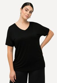 Ulla Popken CUTOUT SHORT SLEEVE TEE - Jednoduché tričko - black