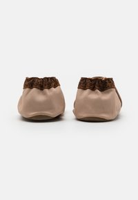 Robeez LEO MOUSE - Chaussons - rose
