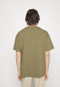 Les Deux DIEGO - T-shirt básica - stone gray/ivory