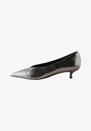 Next, FOREVER COMFORT® COURT KITTEN HEELS FIT - Pumps - pewter