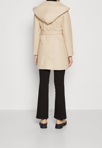 Even&Odd Pitkä takki - mottled beige