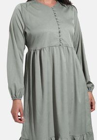 Modanisa TYPE PATTERN - Maxi šaty - olive green