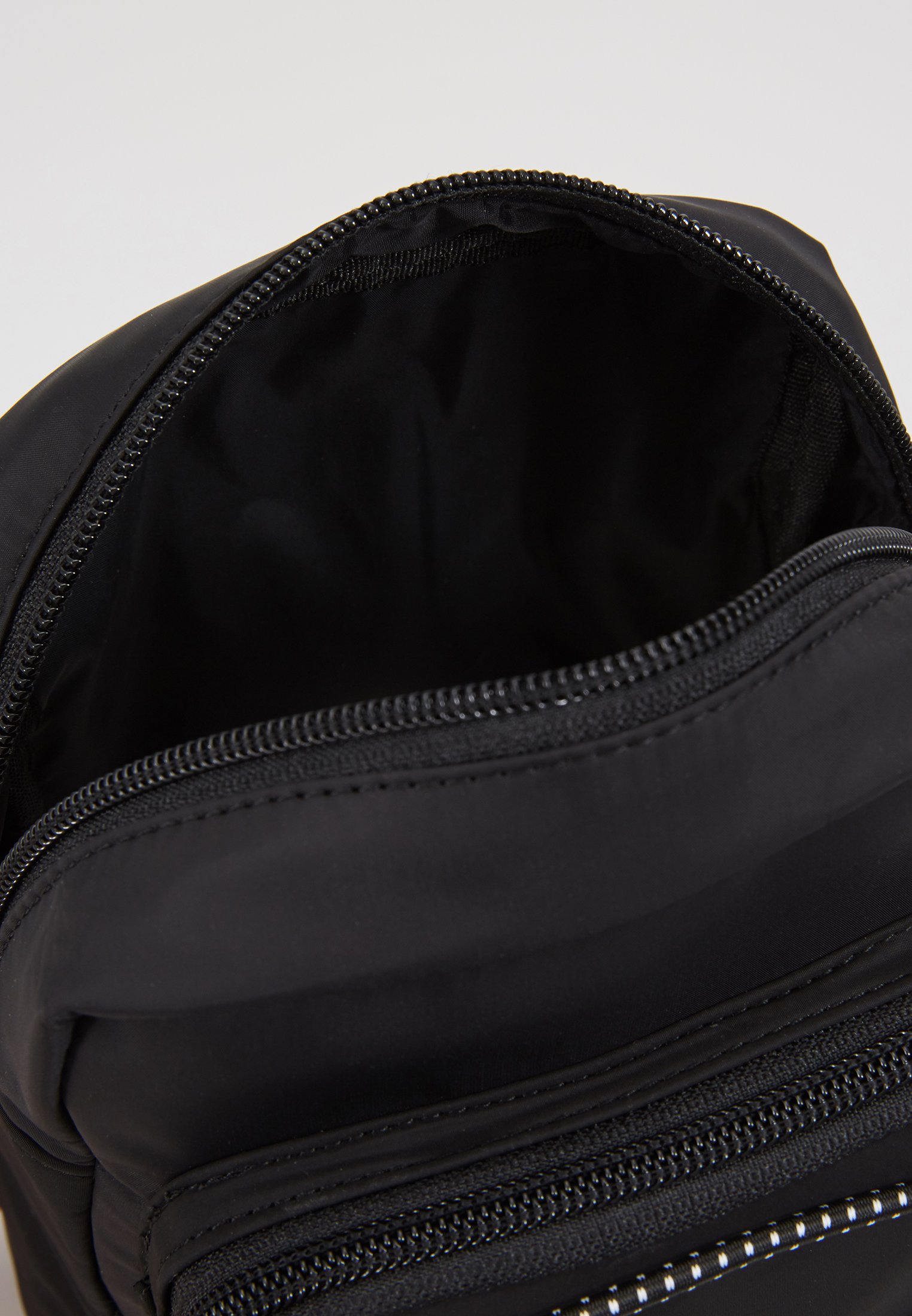 Samsøe Samsøe ASTAK BAG Skulderveske black Zalando.no Samsøe Samsøe ASTAK BAG Skulderveske black Zalando.no