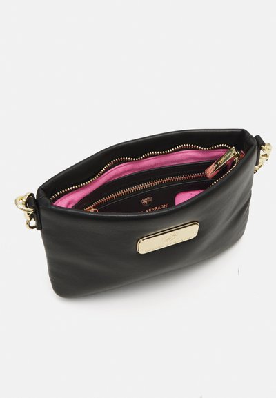 CHIARA FERRAGNI ESSENCE - Clutch - black