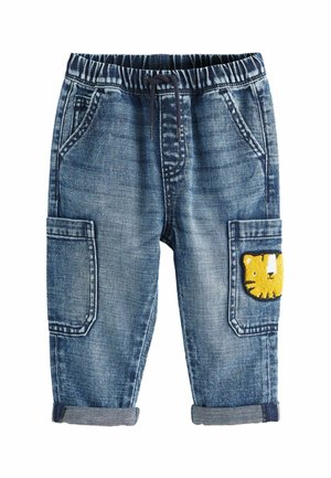 Blå denim bukser til småbørn med elastisk talje, op rullede bukseben, sidelommer og et gult tegneserie tigeransigt på den højre lomme.