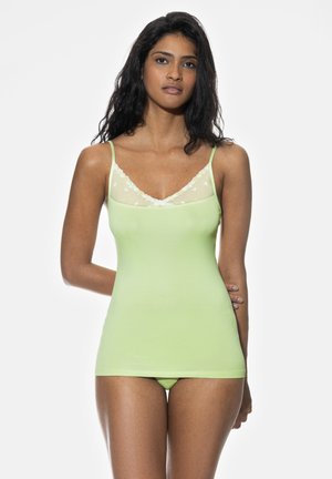 Undershirt - pistachio cream
