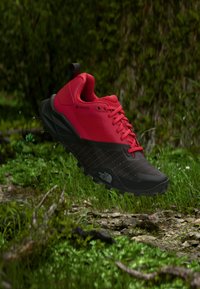 Niet geselecteerd, red/black