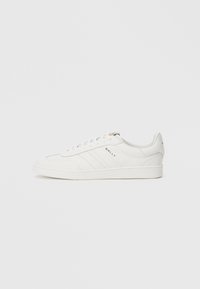 Selectat, white