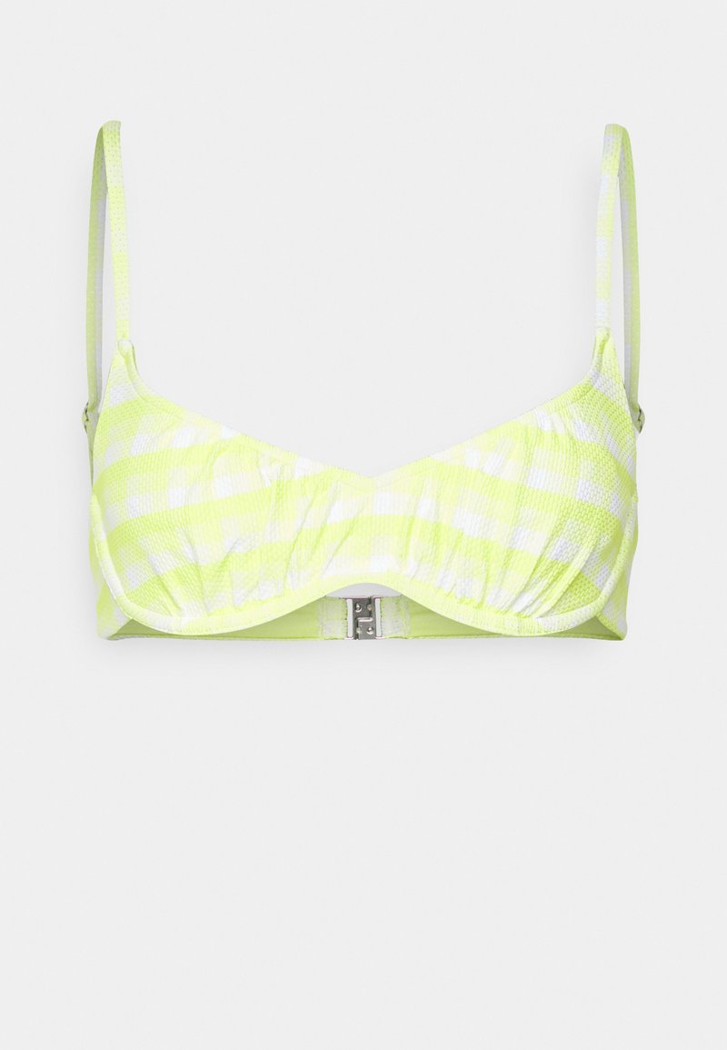 Top de bikini em padrão xadrez amarelo néon e branco, com alças ajustáveis, acabamento texturizado e fecho metálico na frente.