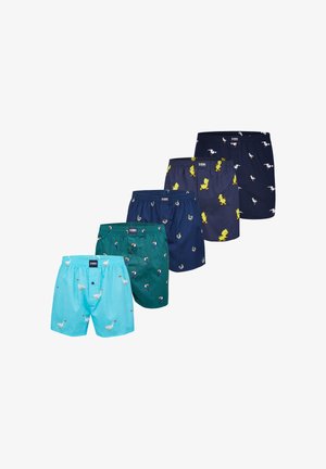 Fünf bunte Herrenboxershorts mit elastischen Bund, jeweils mit verschiedenen Vogelmustern, in versetzten Reihen angeordnet.