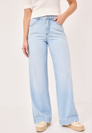 Paddock's Flared Jeans - medium blue used moustache