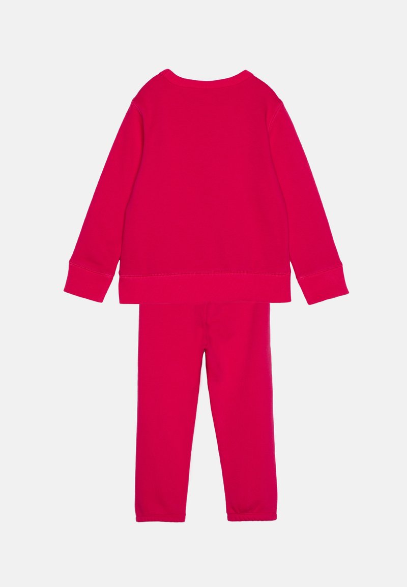 Toddler Boy Gap Boys Clothing GAP LOGO TODDLER BOY SET Trousers