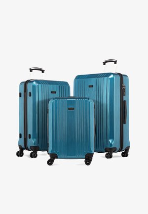 Set Valigie FERGÉ Québec - 3 Pezzi, Rigide, Leggere, 4 Ruote, Blu, Con Lucchetto TSA - Foto 3