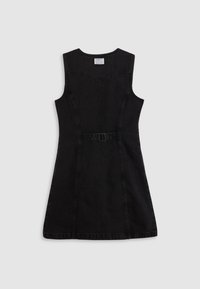 Robe en denim noir sans manches avec ceinture ajustée à la taille et détail d'empiècement de style western dans le dos, posée à plat sur un fond clair.