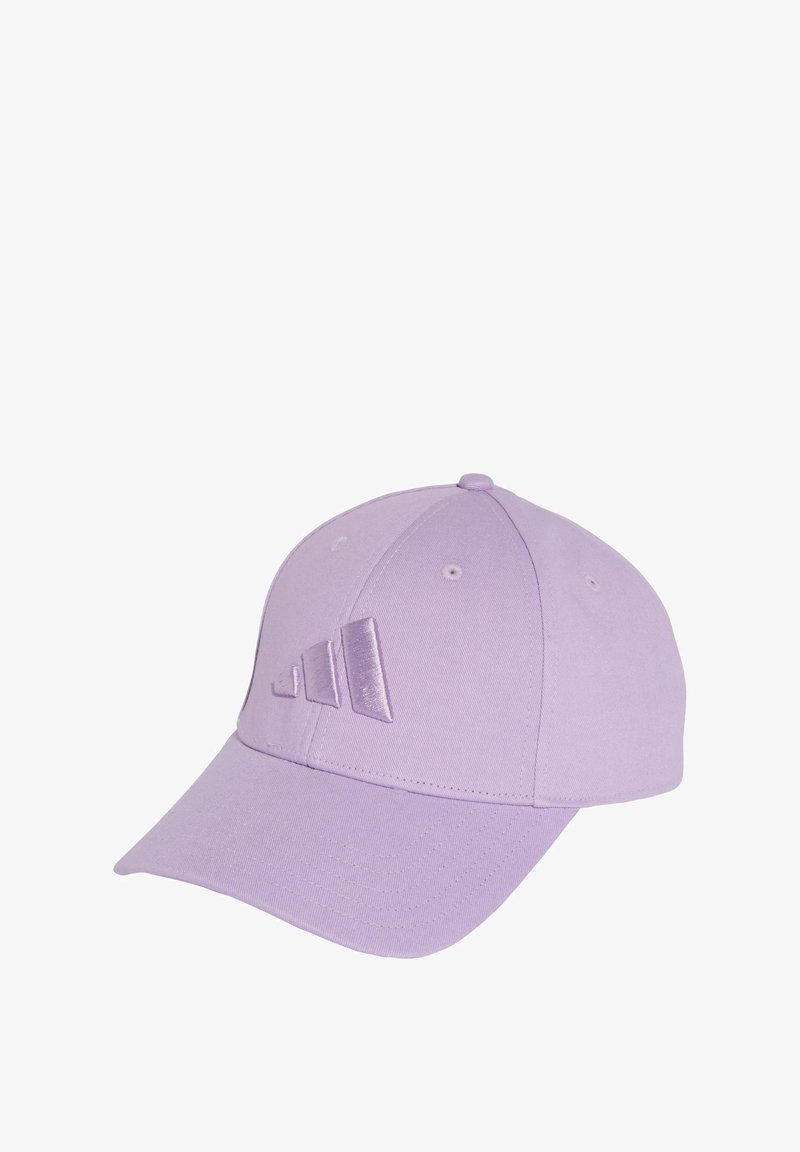 Light purple baseball cap made of fabric, featuring a curved brim and embroidered logo detail on the front. Six ventilation eyelets included.