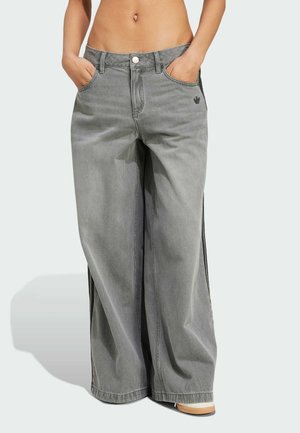 ADICOLOR ADILENIUM - Flared jeans - washed grey denim