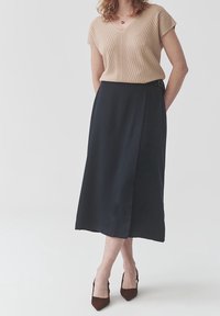 TATUUM Jednoduché tričko - beige