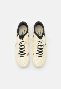 Nike Performance TIEMPO LEGEND 10 PRO TF - Ghete de fotbal pentru gazon sintetic - lemonade/black/metallic gold coin