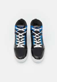 EA7 Emporio Armani Vysoké tenisky - multi-coloured