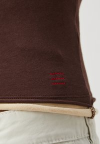 BDG Urban Outfitters DOUBLE LAYER  - Top - chicory coffee/biscotti