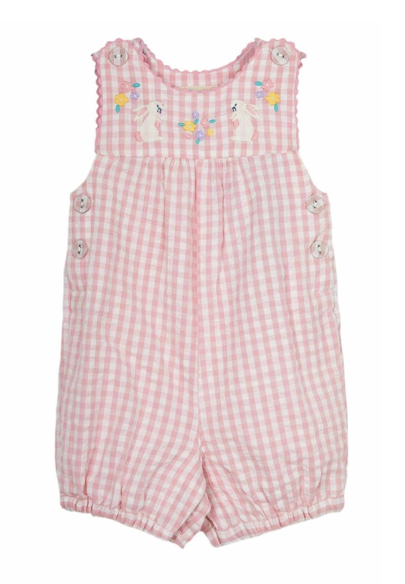 Ružový gingham overal s vyšívanými zajacmi a kvetinovými detailmi, s vlnitými okrajmi a gombíkovými zapínaniami na stranách.