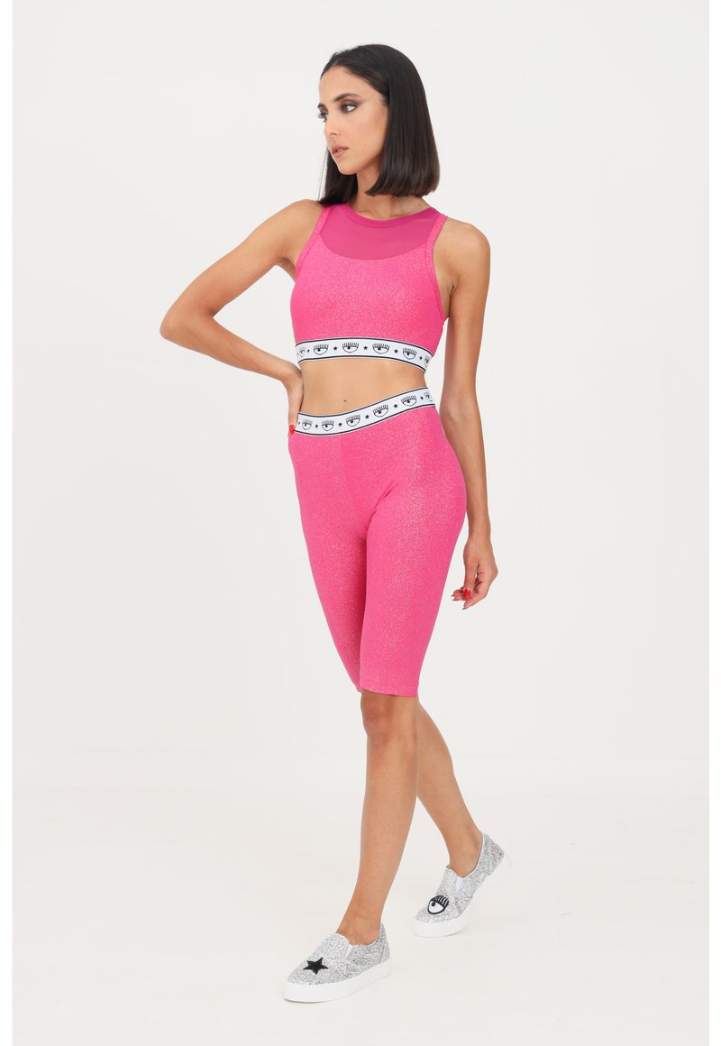 CHIARA FERRAGNI Shorts neonroze