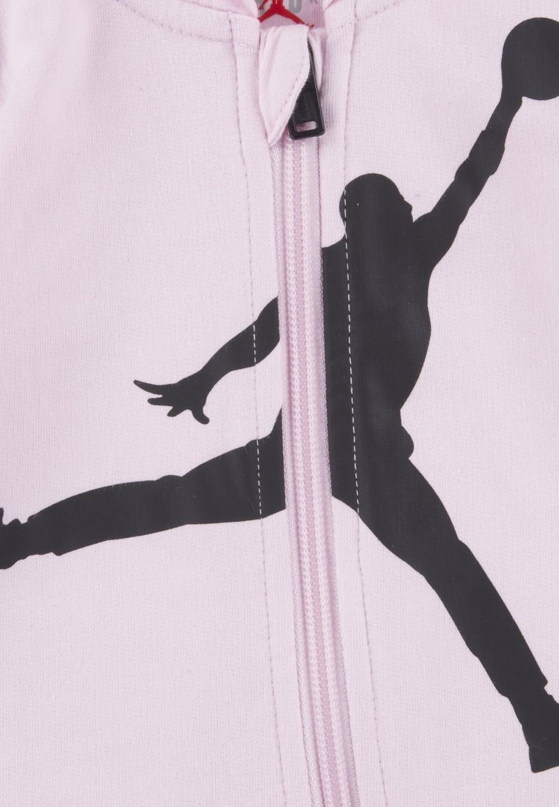 Jordan JUMPMAN HOODED COVERALL Jumpsuit pink foam/pink