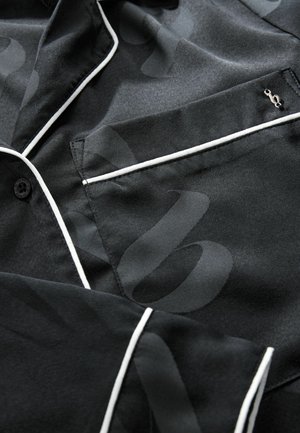 B by Ted Baker REGULAR FIT czarny