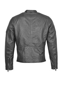 Svart läderjacka med en åtsittande design, som har hög krage och dragkedjeärmar. Slät textur med sömdetaljer på axlarna.