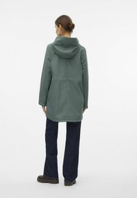 Vero Moda VMMALOU - Parka - balsam green