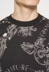 Versace Jeans Couture Sweater - black