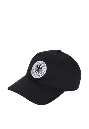 Casquette de baseball noire avec une visière courbée présentant un écusson blanc rond affichant un aigle noir et le texte "Deutscher Fussball-Bund."