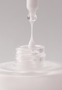 NACIFIC UYU CREAM AMPOULE - Crema da giorno