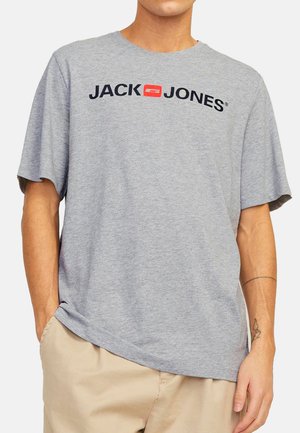 Graues Baumwoll-T-Shirt mit kurzen Ärmeln, das ein dunkelblaues Logo "JACK & JONES" über der Brust und einen lockeren Schnitt aufweist.