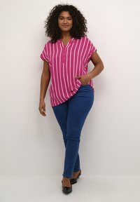 Kaffe Curve KCSIDA - Pusero - fuchsia   pink stripe