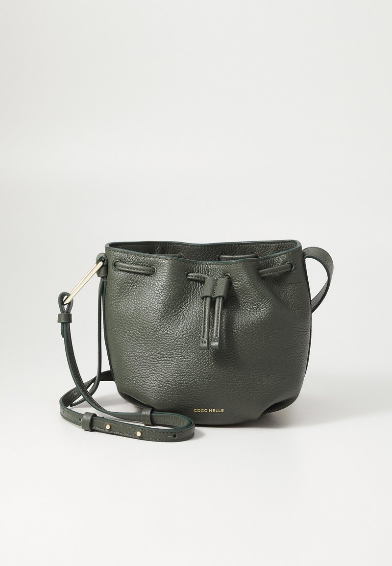 Sac à Main Mini Crossbody COCCINELLE Myrtha Maxi Log - Cuir Vert Alga - Neuf