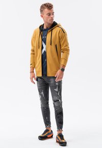Ombre Felpa con zip - mustard