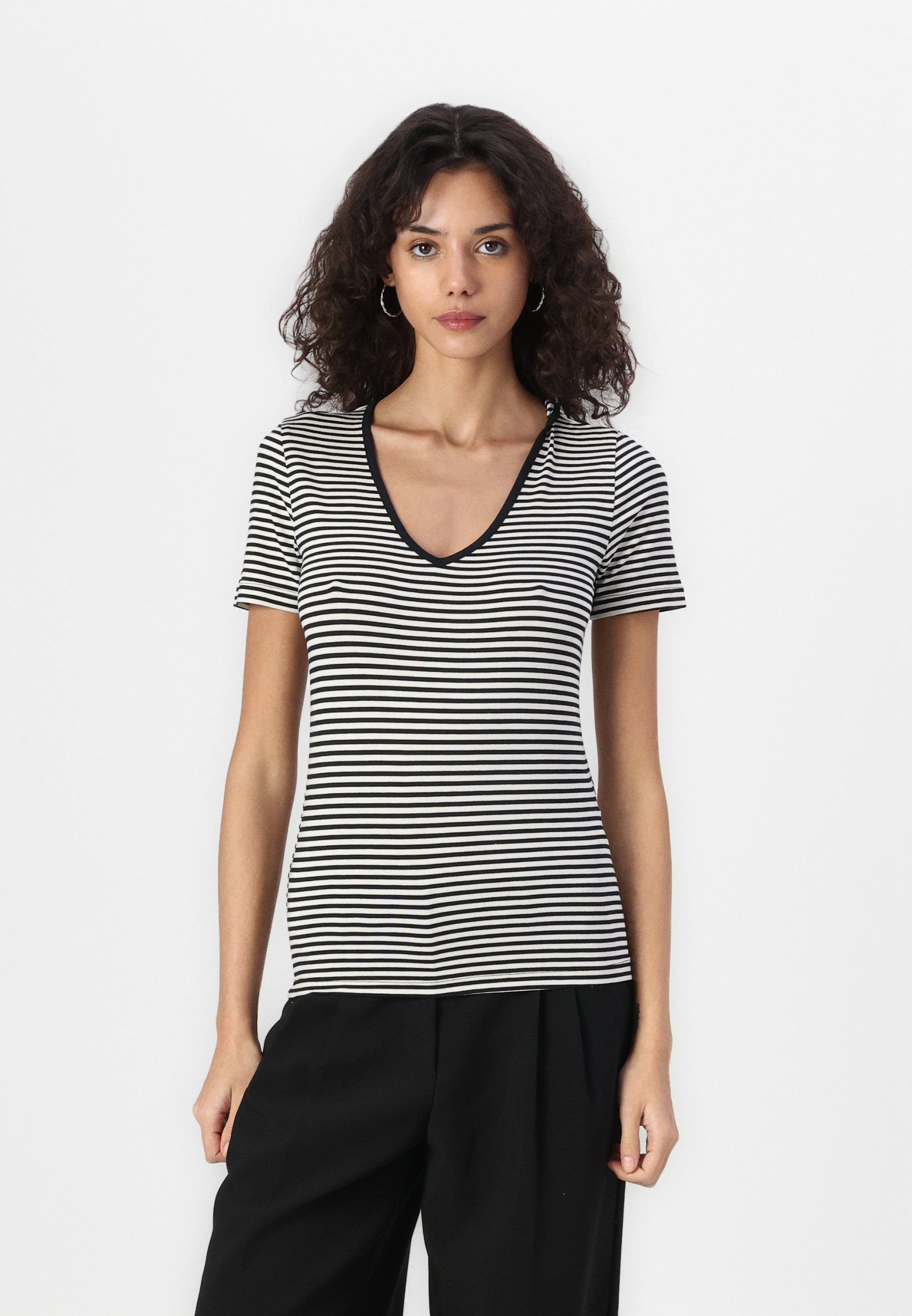VERO MODA Neck Vmpepper SS T-Shirt à col en V VMA Noos Femme