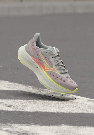 Mizuno, WAVE INSPIRE 22 - Road running shoes - cloudscape/desert flower/lime