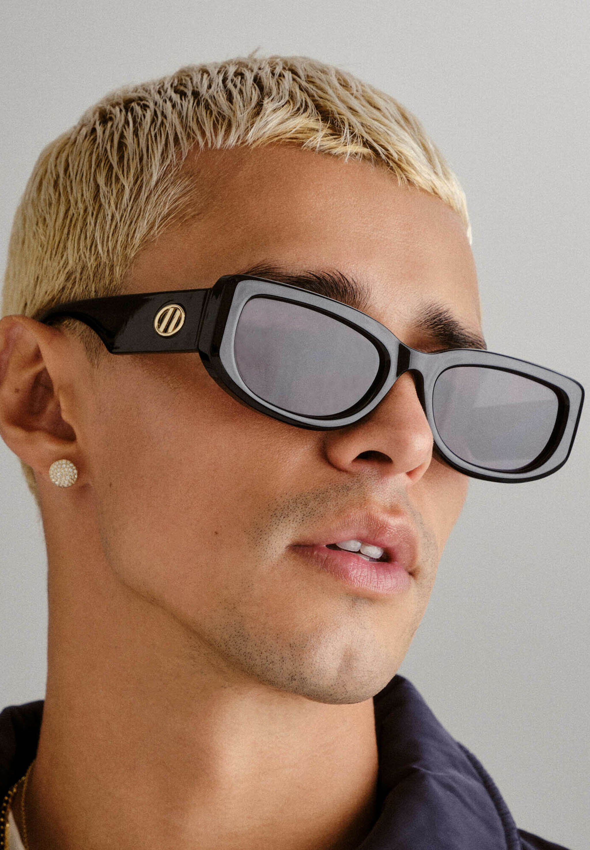 ★Le Specs★セレブ愛用！Monopoly UVカット サングラス Monopoly Black Uni-Sex Rectangle Sunglasses | Le Specs