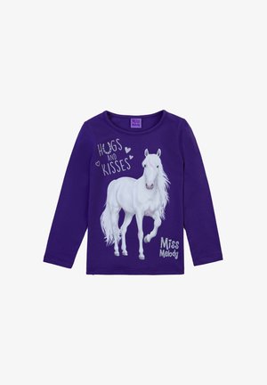 Maglietta a maniche lunghe viola con una grafica di un cavallo bianco, testo "Abbracci e Baci" e il nome del marchio "Miss Melody". Materiale in cotone morbido.