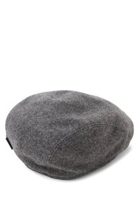 Szary wełniany beret o zaokrąglonym, miękkim kształcie. Posiada przeszycia i małą metkę z boku. Gładka faktura i neutralny kolor.