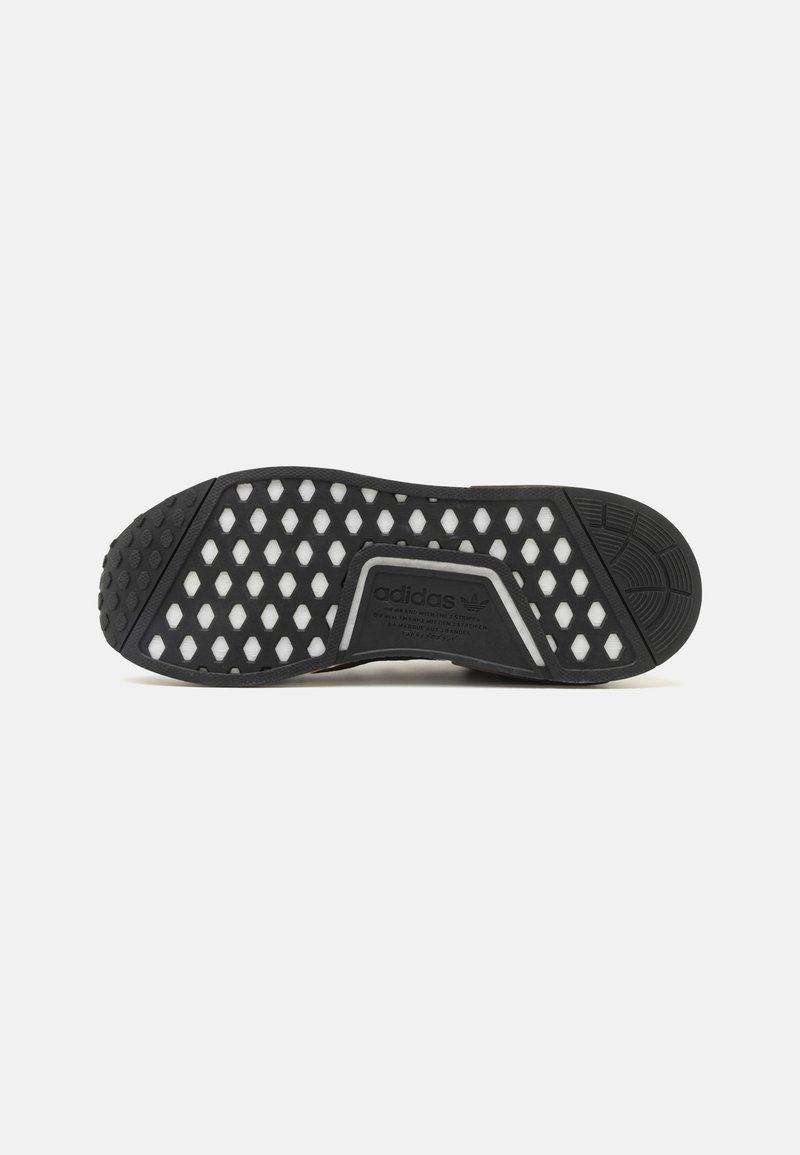 adidas gazelle silver green womens adidas x Song for the Mute adidas x Song for the Mute Khaki Taekwondo Mei  Sneakers main image 1
