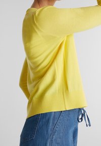 Esprit Cardigan - light yellow