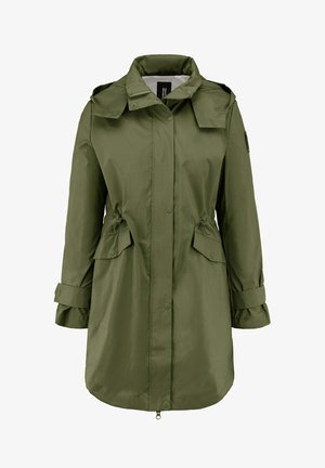 Olivgrüner langer Regenmantel mit Kapuze, knöpfbarem Vorderteil, verstellbaren Taillenbändern, Klappentaschen und Manschettenriemen.