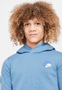 Nike Sportswear FLEECE HOODIE - Luvtröja - aegean storm