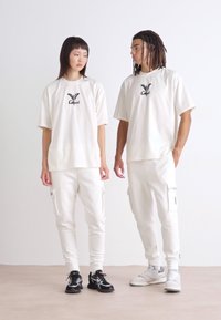 Carlo Colucci PANT UNISEX - Cargobroek - off-white