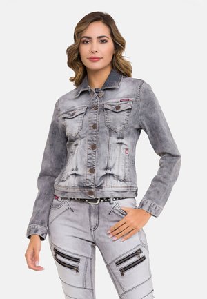 Graue Jeansjacke mit zwei Brusttaschen und Knopfverschluss, mit einer ausgewaschenen Optik und Kontrastnähten. Lange Ä sleeves und verkürzter Schnitt.