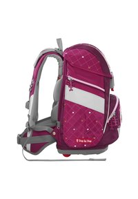 Sac à dos violet et gris avec un motif en losange, poches latérales et fermetures éclair. Dispose d'un soutien dorsal ergonomique et de bretelles réglables.